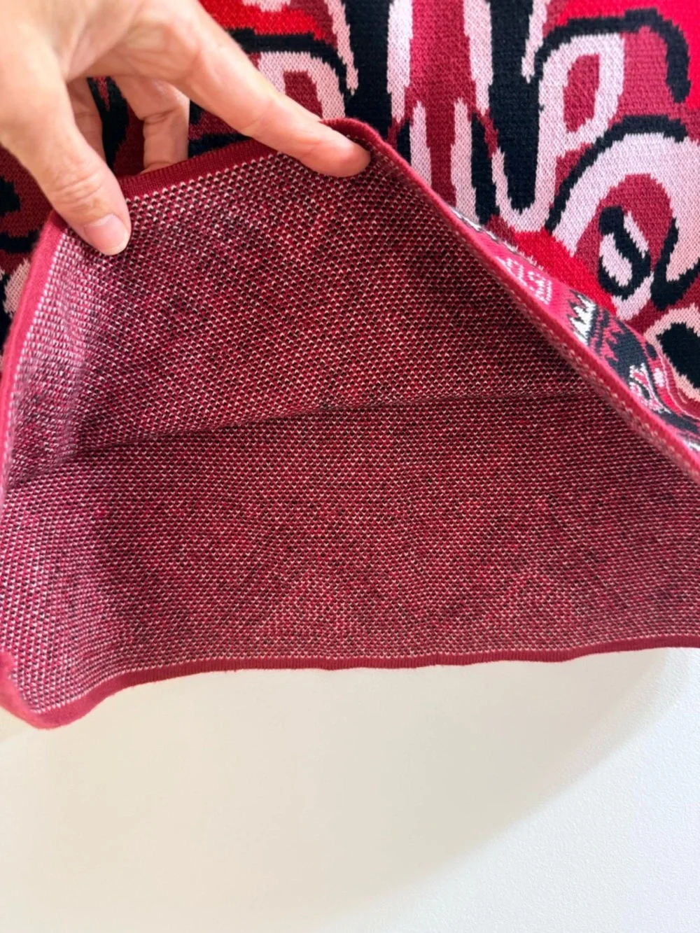 Chelsea & Violet Red & Black Geometric Knit Mini Skirt - Size S NWT - Picture 4 of 12